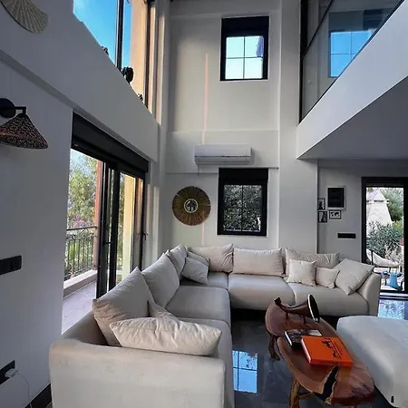 Huzur Mit Meerblick Und Privatpool Apartamento