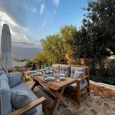 Huzur Mit Meerblick Und Privatpool Apartment Kas